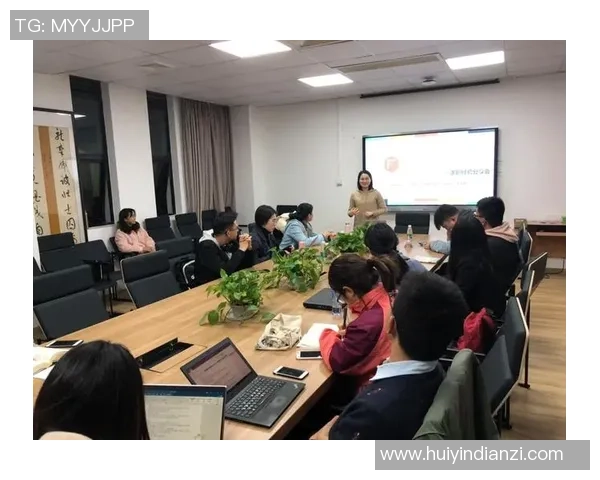 陈秀英独家分享足球心得与技巧助你提升球技的秘诀与经验